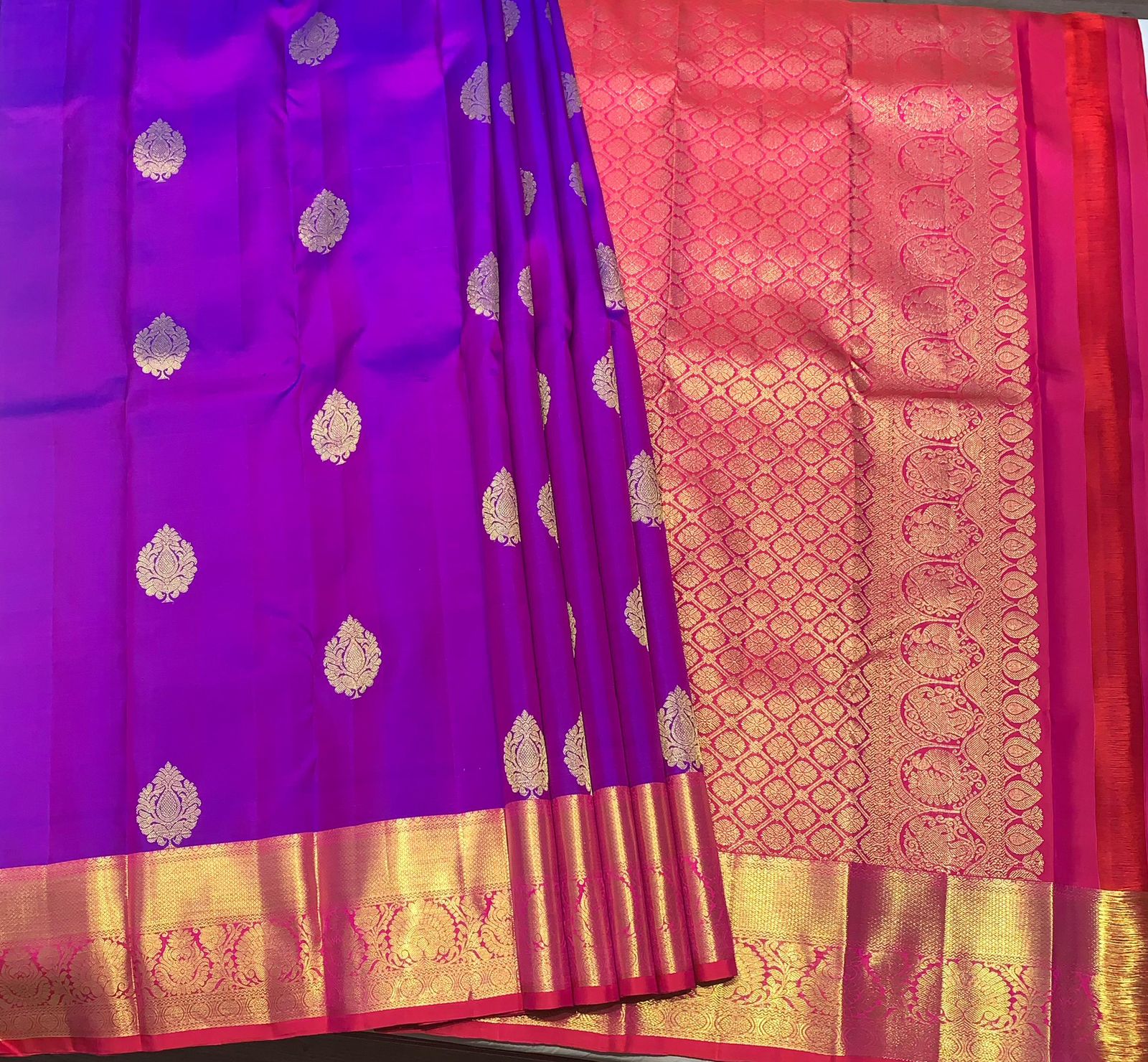 Dark Violet Kanjivaram Saree With Raspberry Red Pallu