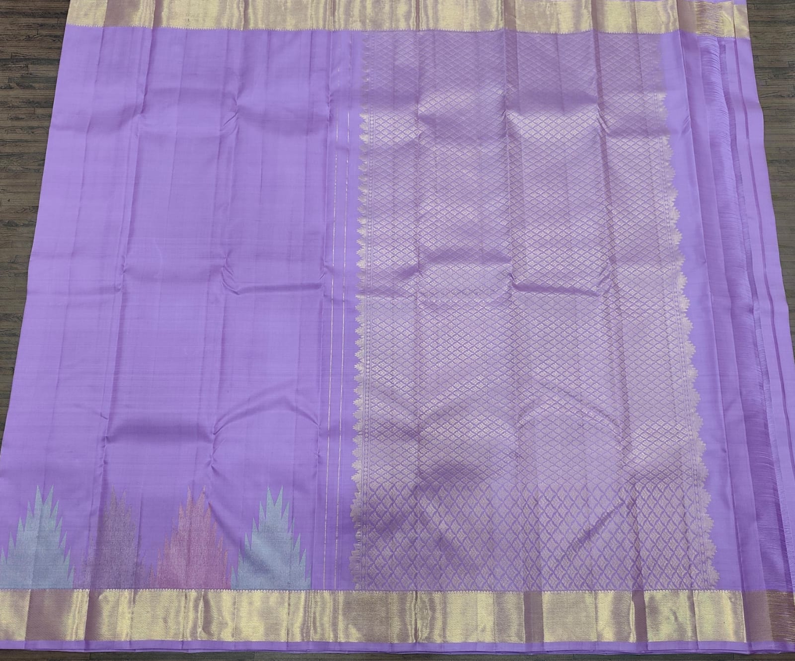 Deep Lavender Kanjivaram Saree with Gold Zari Border