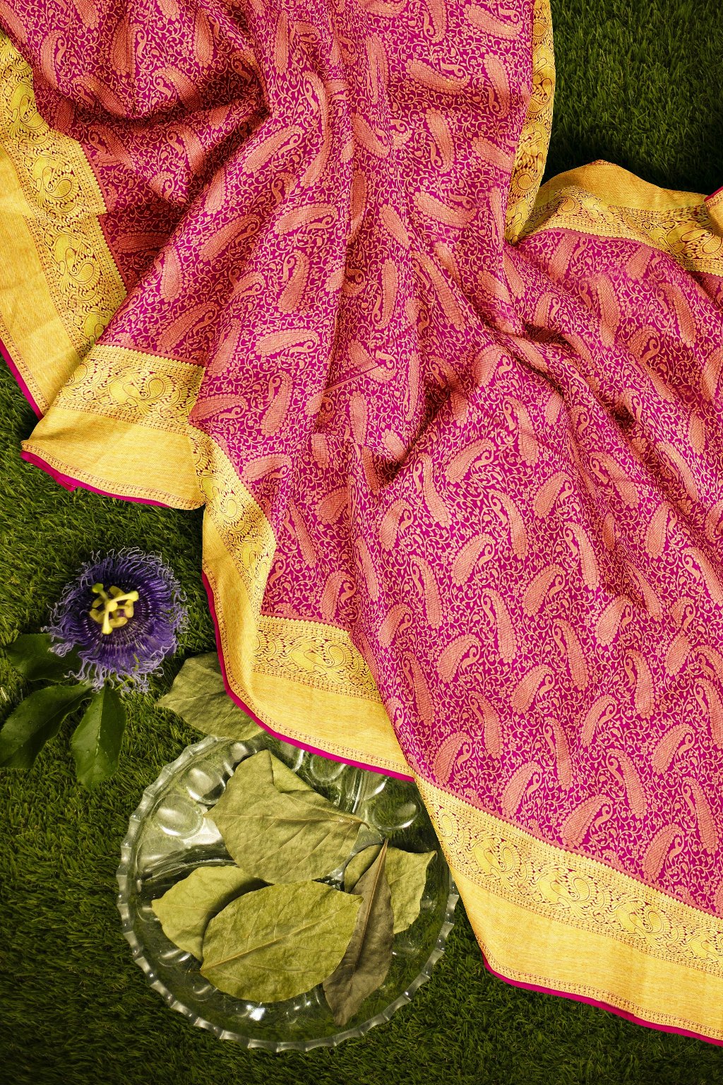 Magenta Kanjivaram Saree with Gold Border - MIRASILKS Magenta Kanjivaram Saree with Gold Border