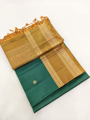 Bottle Green Retta Pettu Soft Silk Saree with Honey Pallu
