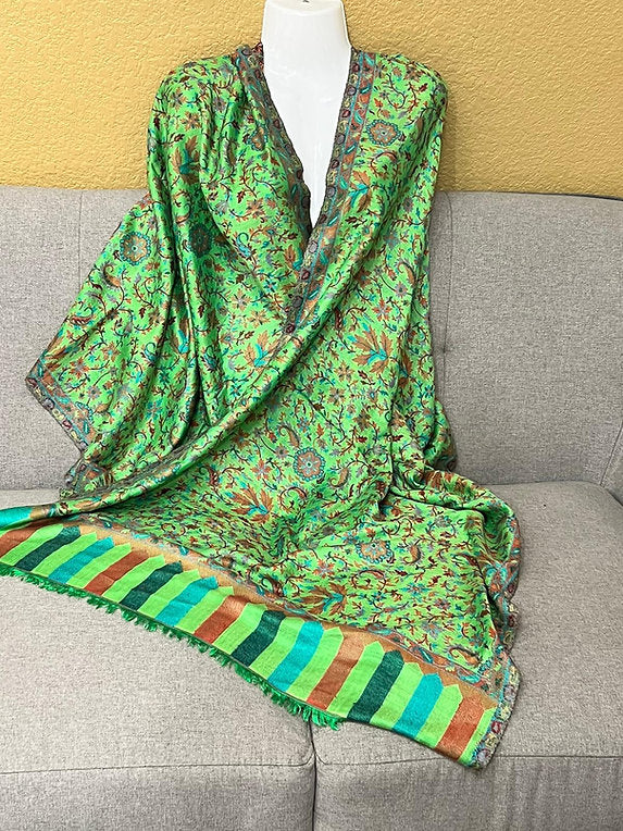 Silk Shawls/Stoles-green