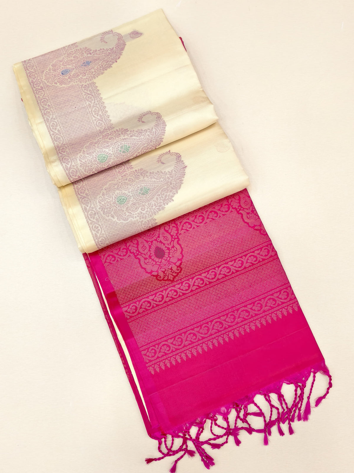 Half white Soft Silk Saree with pink zari and pallu