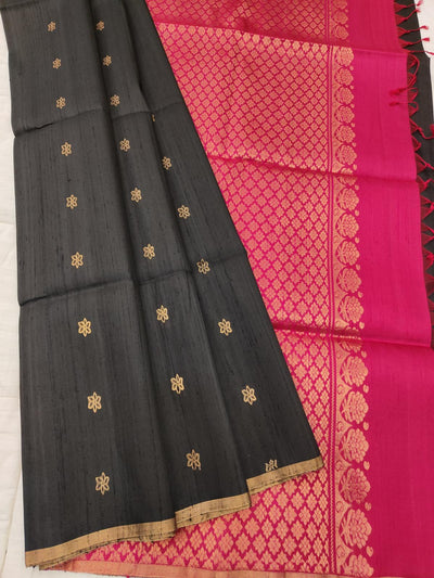 Black Raw Silk Saree With Crimson Pallu - MIRASILKS Black Raw Silk Saree With Crimson Pallu 