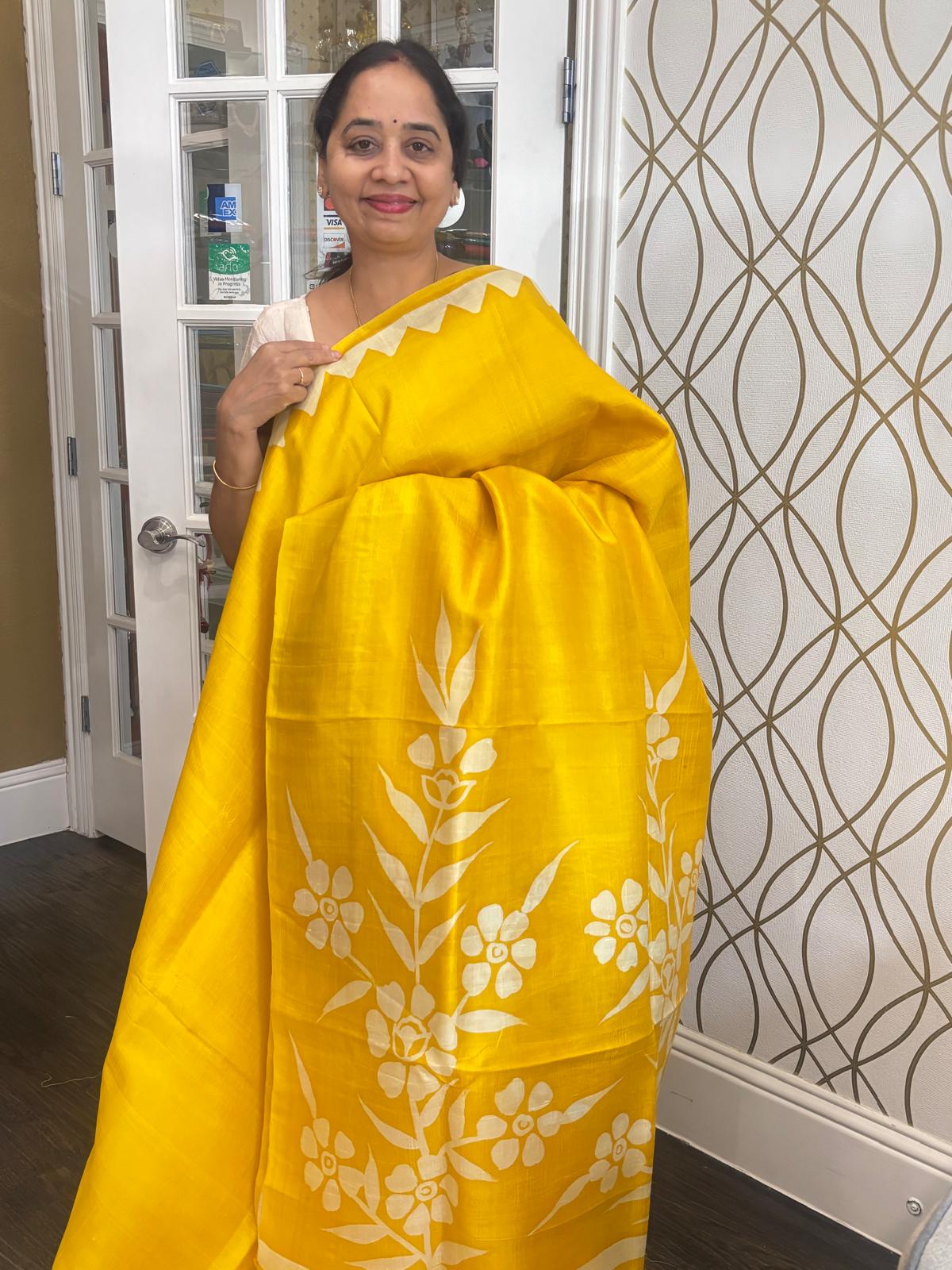 Bright Lemon Yellow Bengal Silk Saree With Floral Pattern Pallu