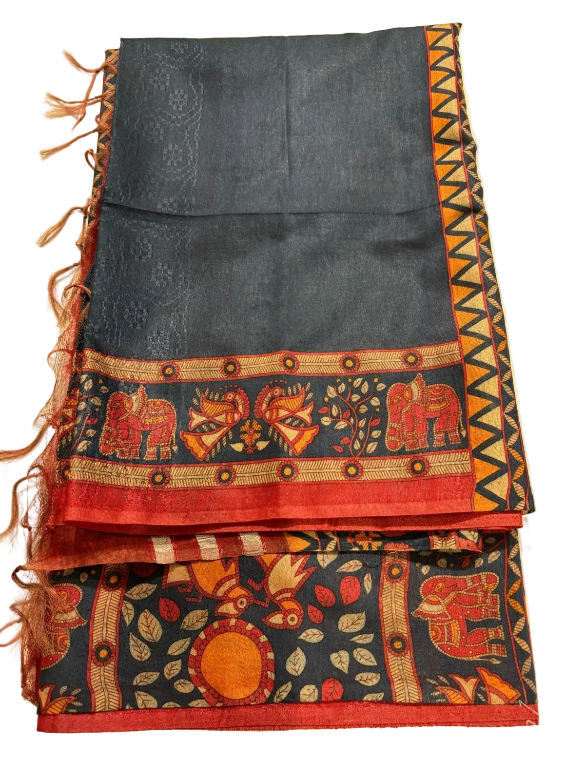 Cloudy Grey Ghicha Tussar Saree With Pastel Red Blouse