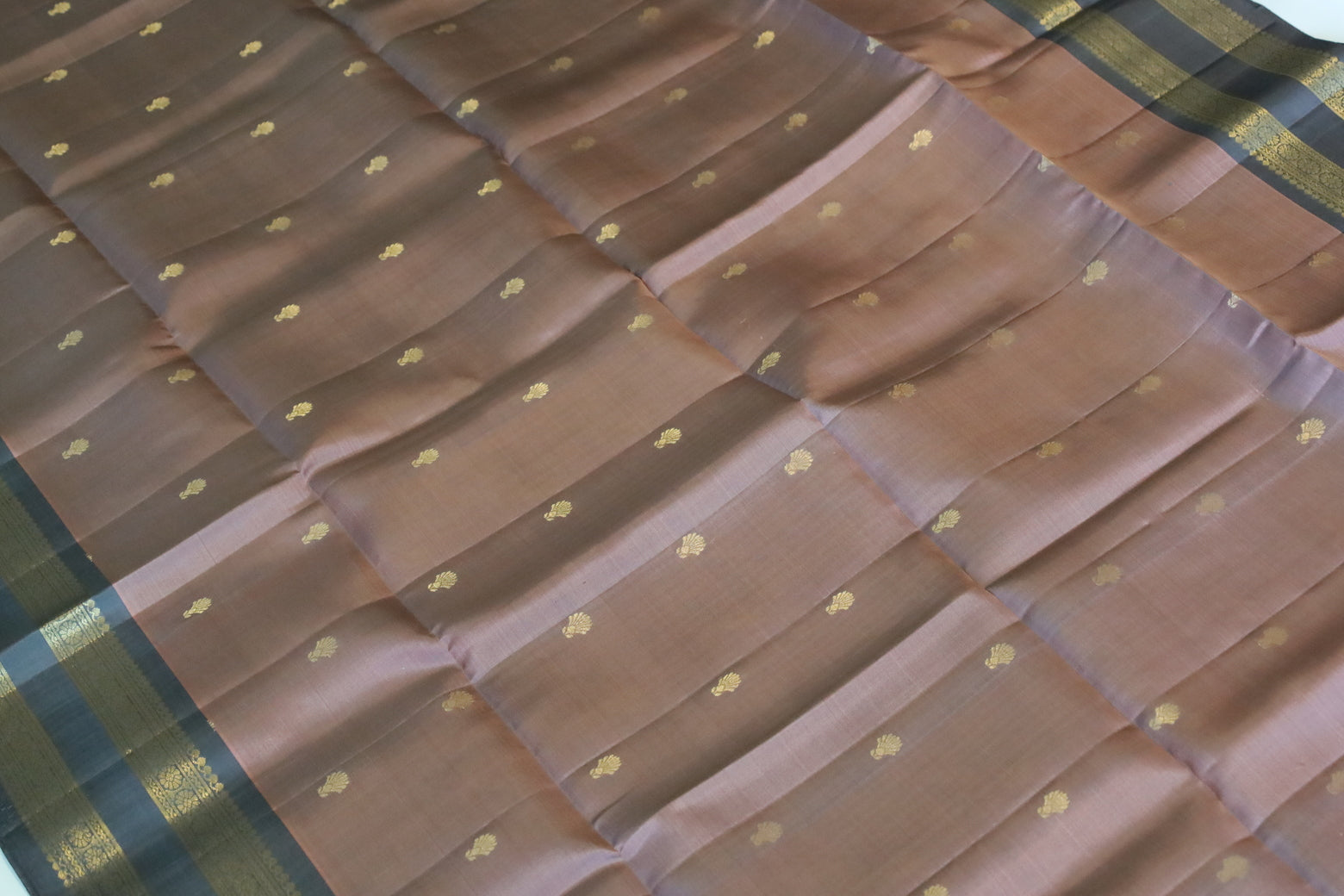 Rosy Brown Soft Silk Saree With Grey Pallu