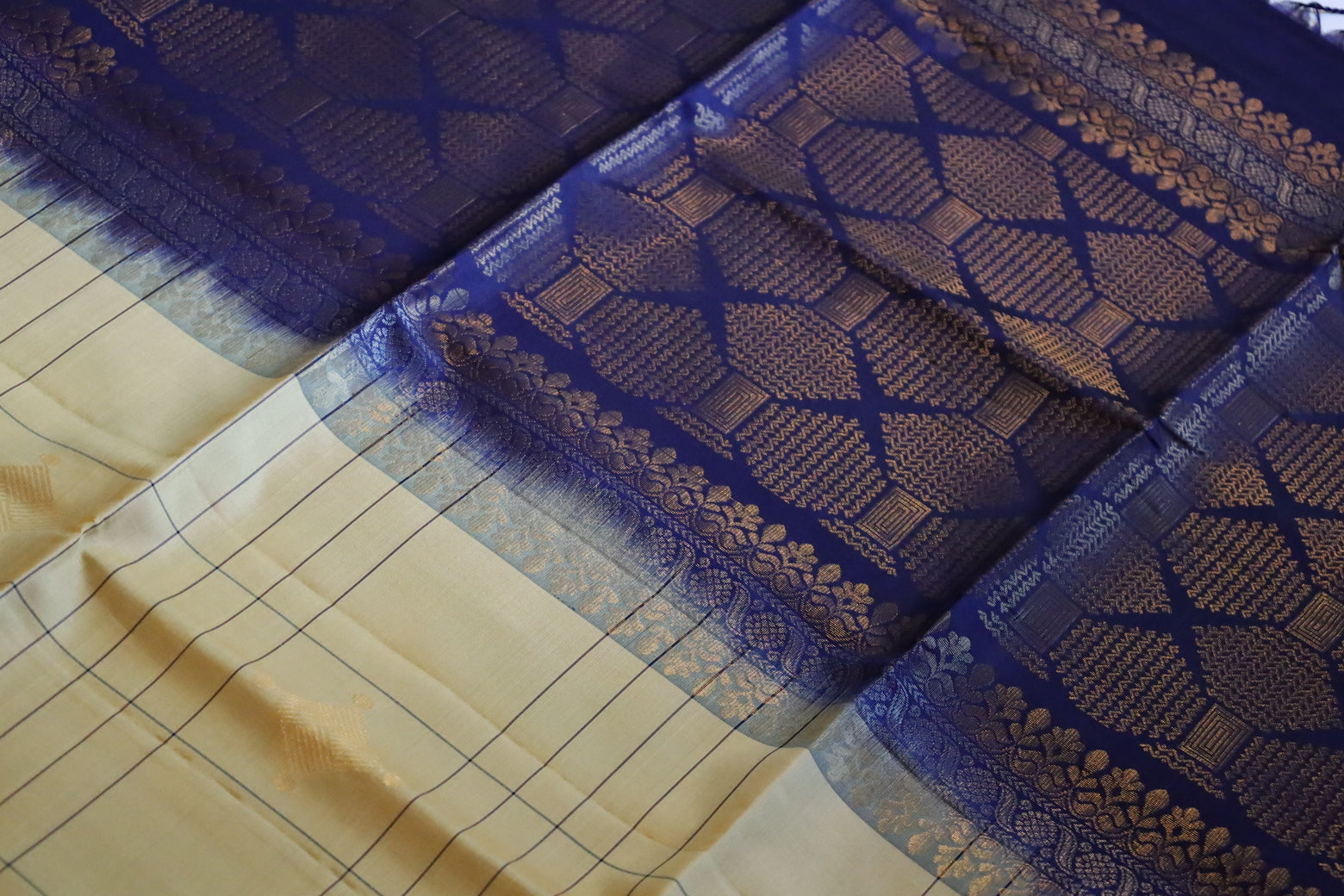 Cream Soft Silk Saree With Dark Blue Pallu