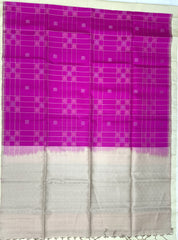 Rani pink geometric Soft Silk Saree with white Pallu