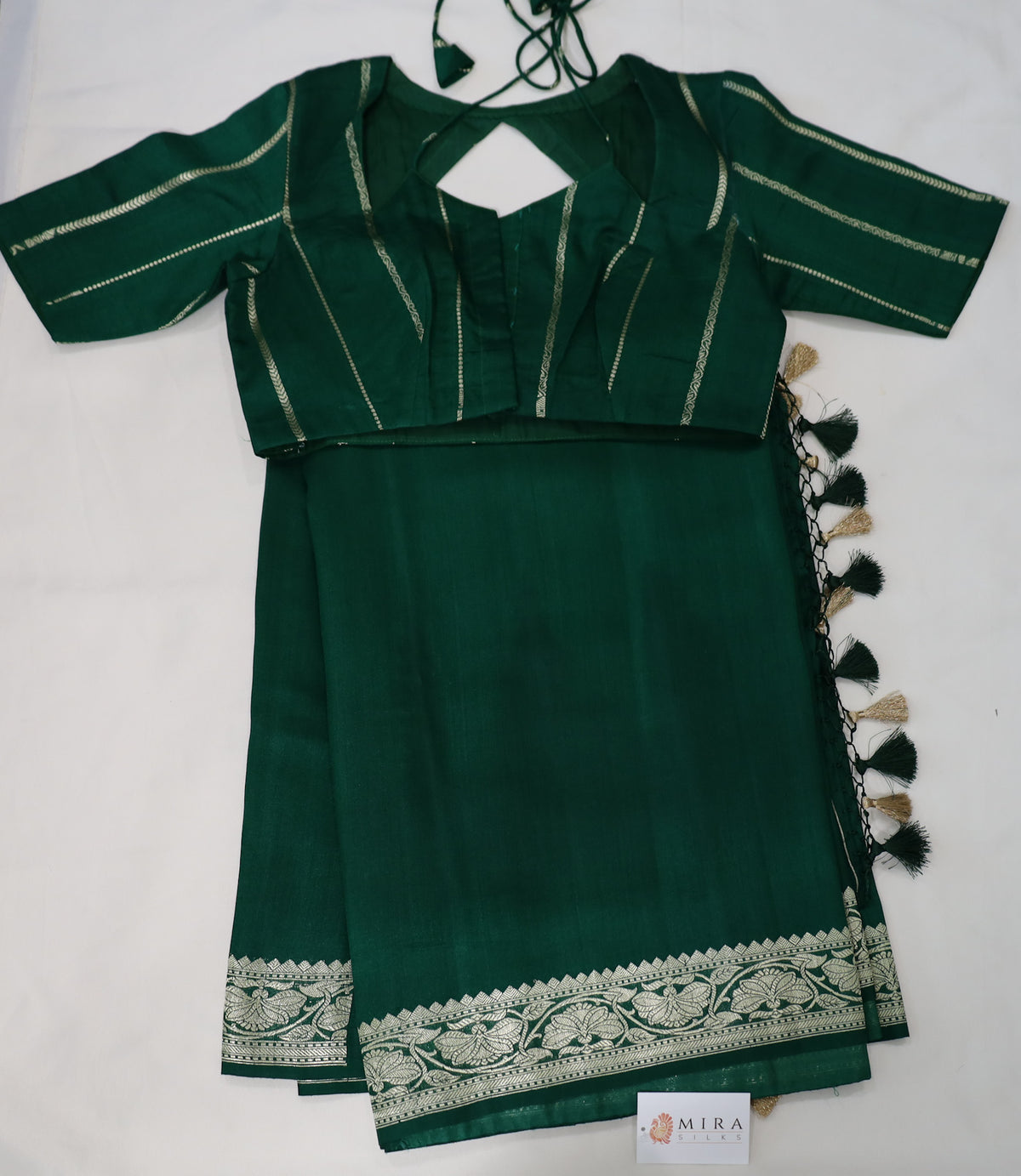 Emerald Green Munga Banarasi Silk Saree