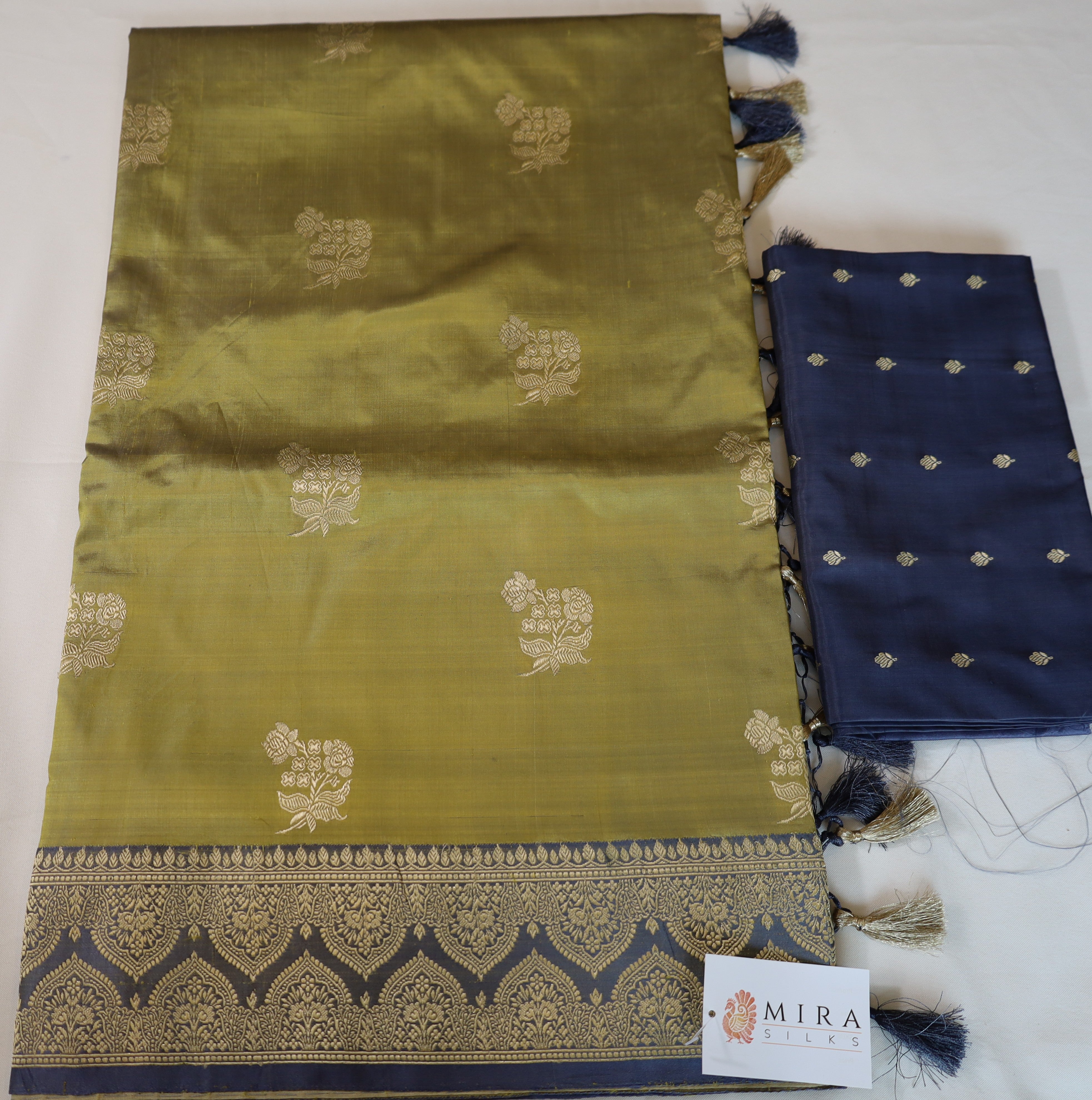 Elegant pure silk Moss Green Banaras Katan Silk Saree