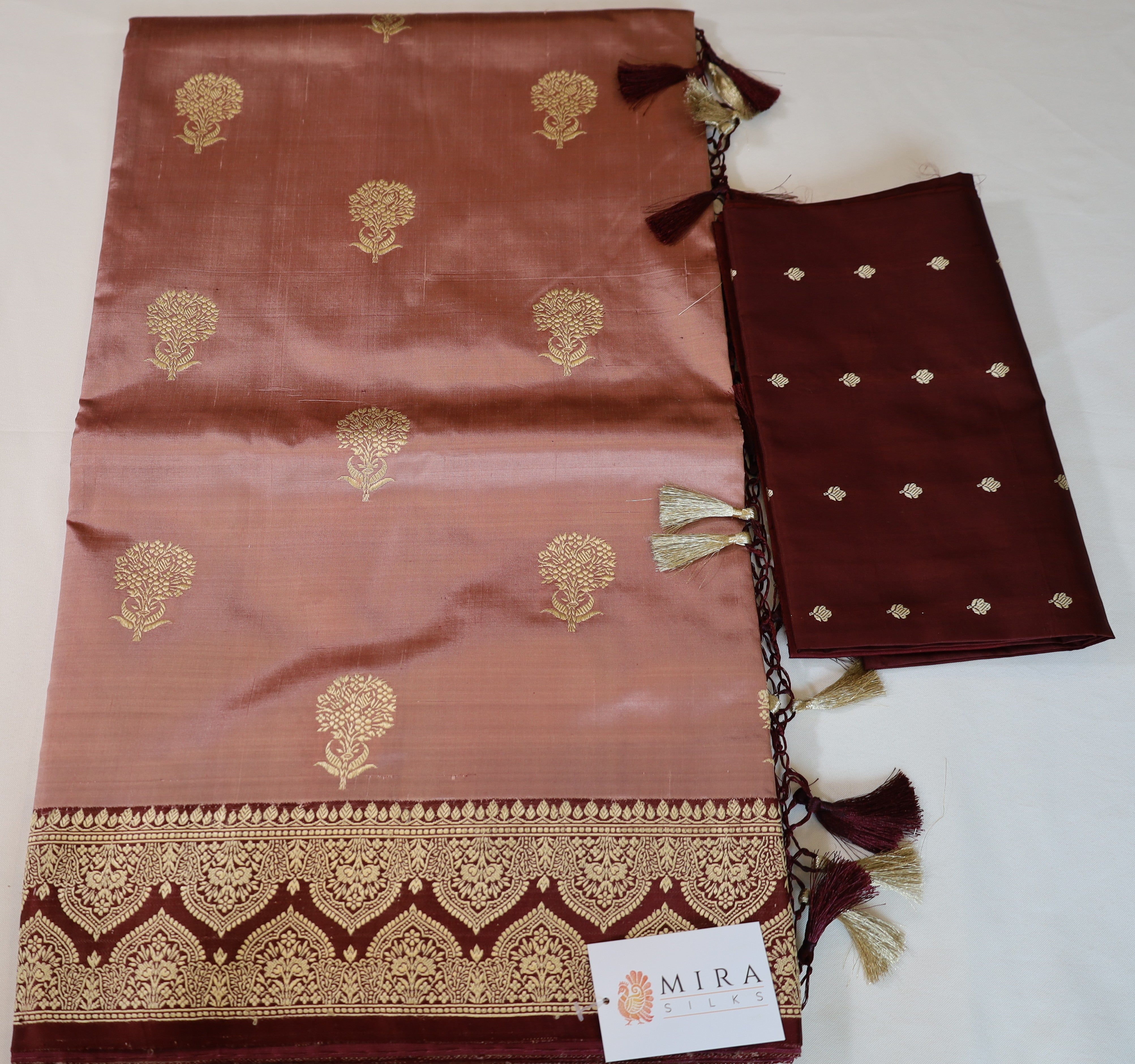 Elegant pure silk Dusty Rose Pink Banaras Katan Silk Saree