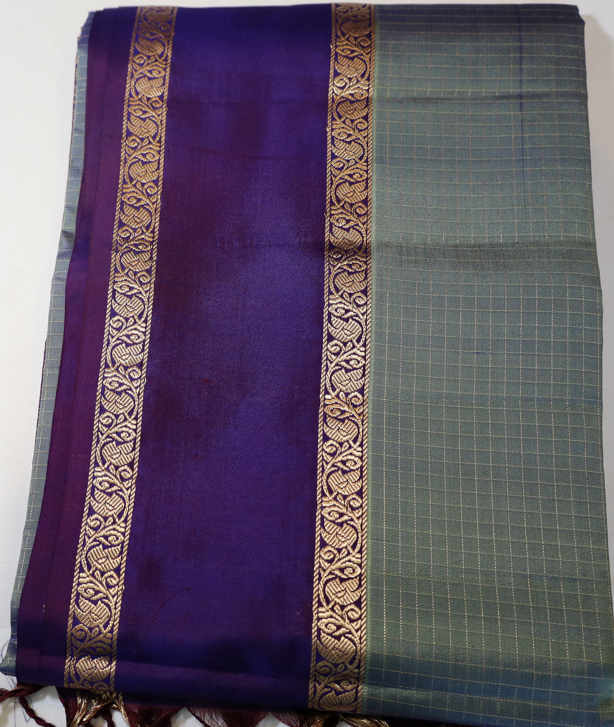 Gray Retta Pettu Soft Silk Saree with Purple border & Pallu