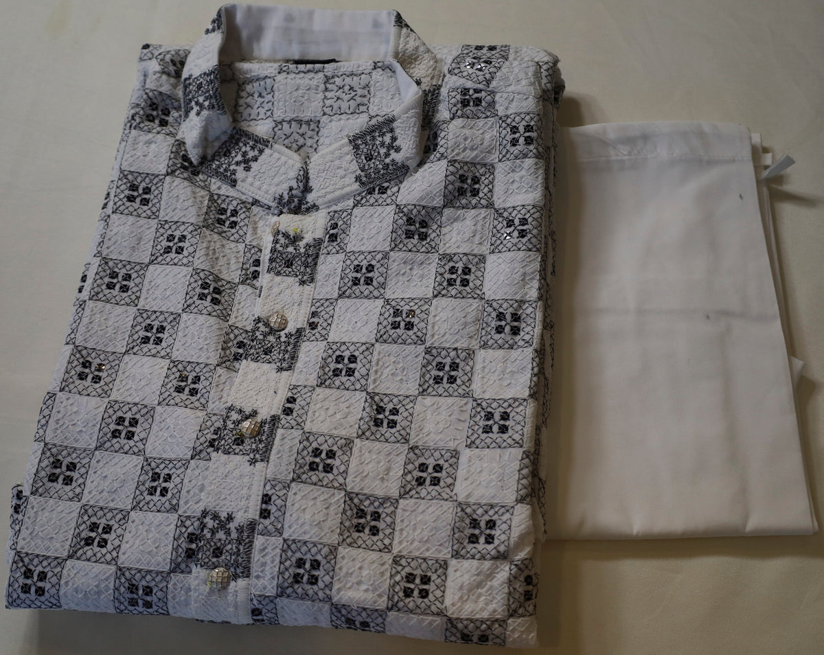 White Men's Kurta set