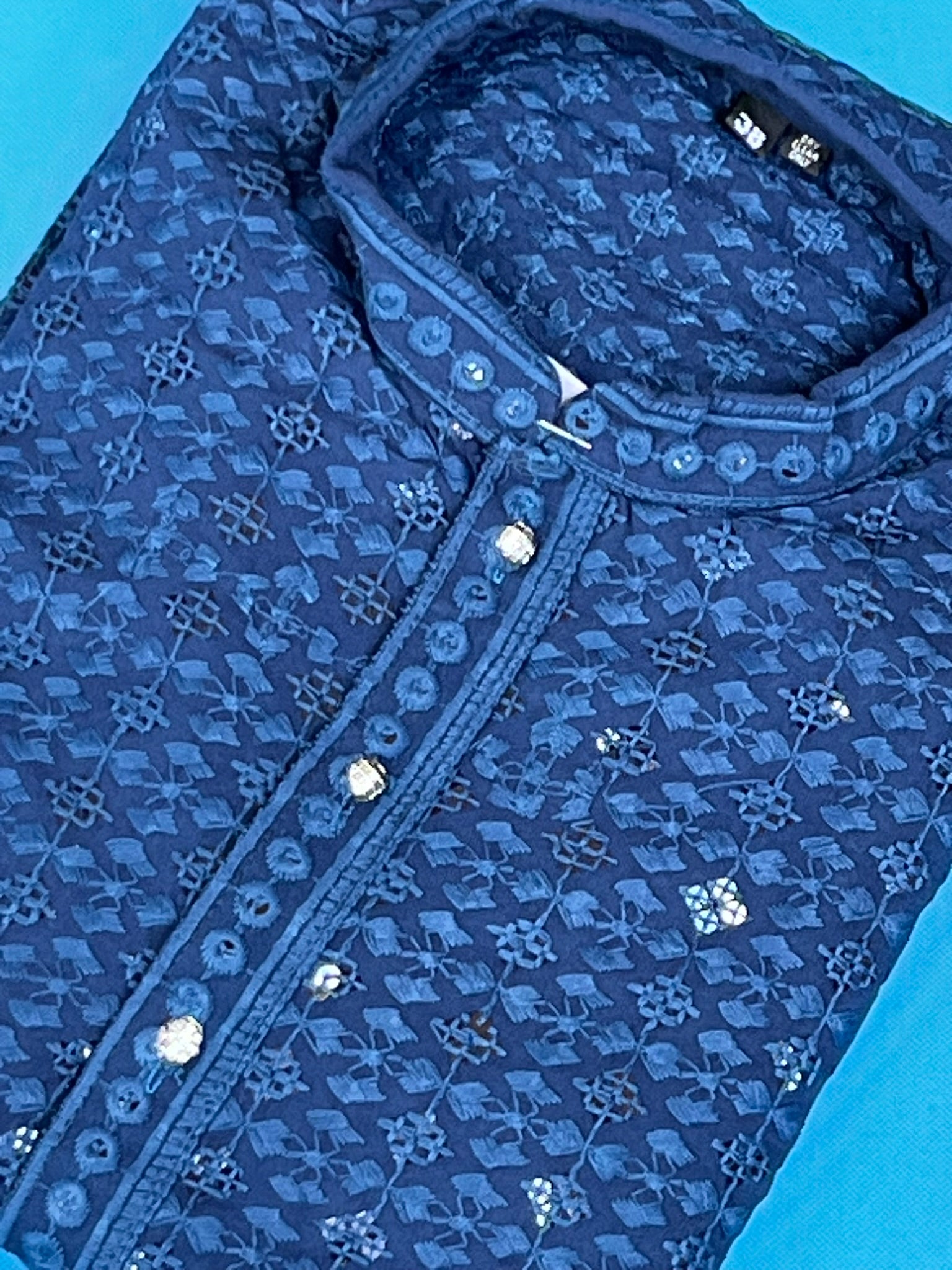 Lucknowi Chikankari kurta-blue