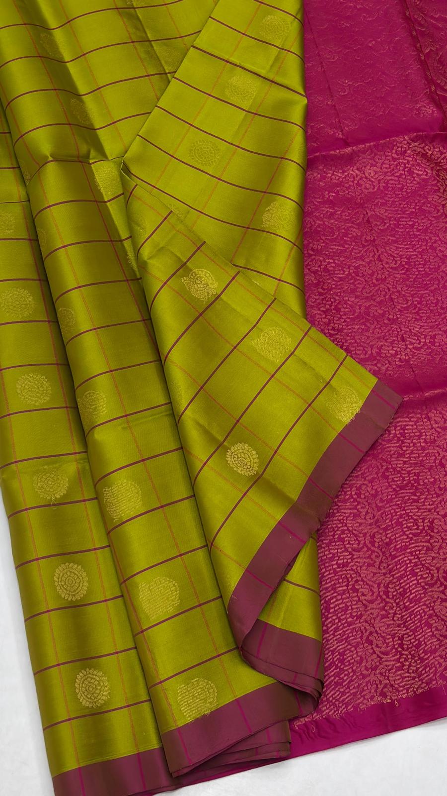 Olive green Kattam Soft Silk Saree with pink pallu