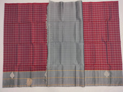 Burgundy Checkered Soft Silk Saree With Grey Pallu