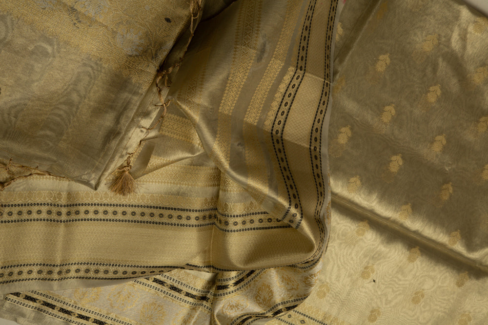 Silver Pure Tissue Saree With Pale Gold Pallu